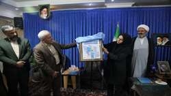 رونمایی از طرح پویش جوانی جمعیت توسط نمایندگان دانشگاه علوم پزشکی سمنان در شورای فرهنگ عمومی استان سمنان